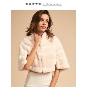 NWT Faux fur bridal capelet jacket top rated